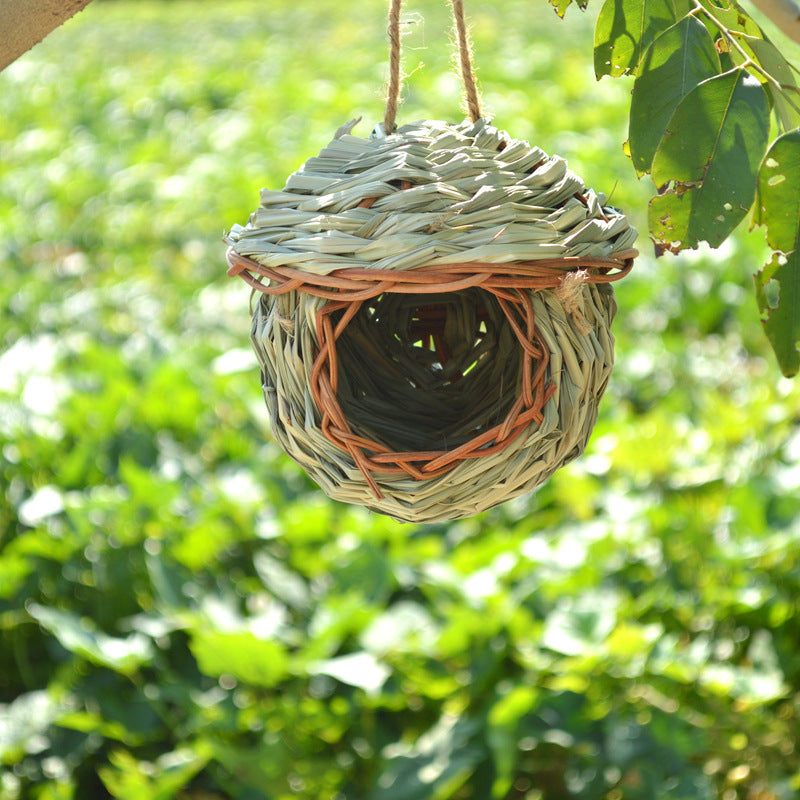 Natural Woven Bird Hut