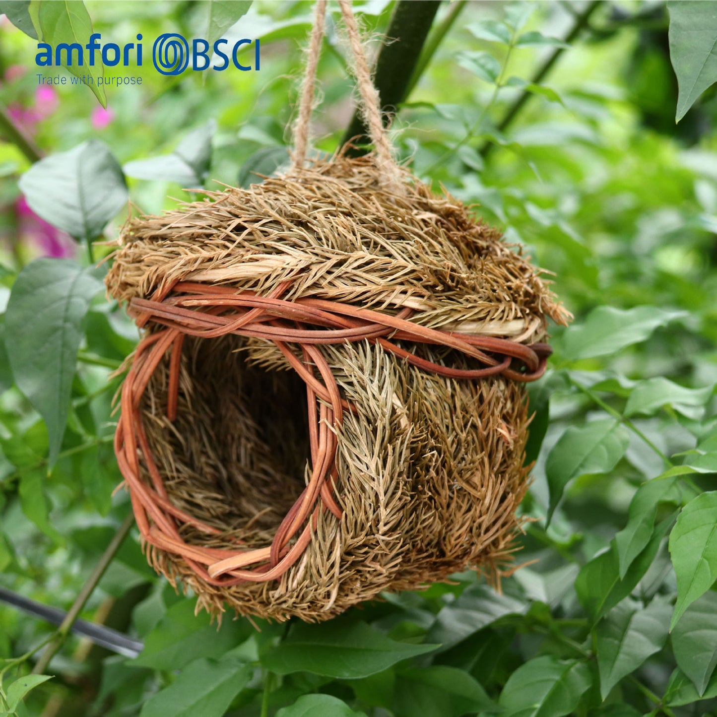 Round Grass Hanging Nest